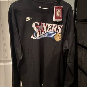 Nike Black Graphic Tee - Brand New